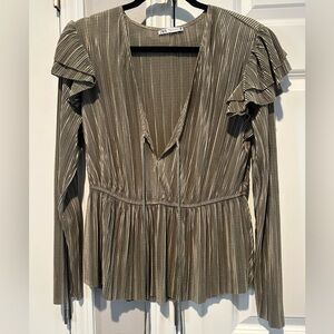 ✨ZARA✨ Metallic long sleeve shirt. Womens large.